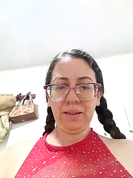 Chat +18 de miss_hanna07 ao vivo