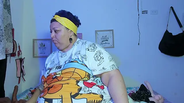 QUEEN_MANDY_BBW: онлайн-секс-чат