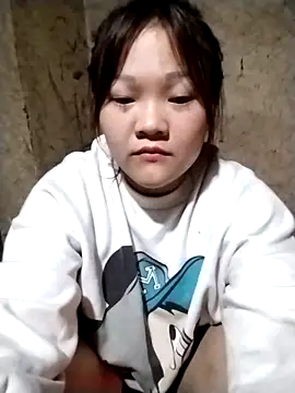 XXX chat uživo modela m-mbae