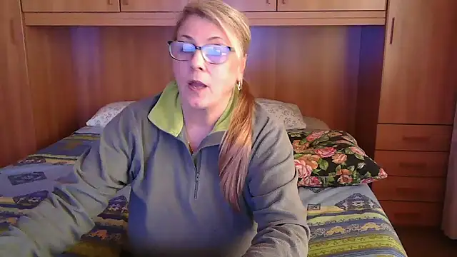 pussy_boom4u – webcam-show