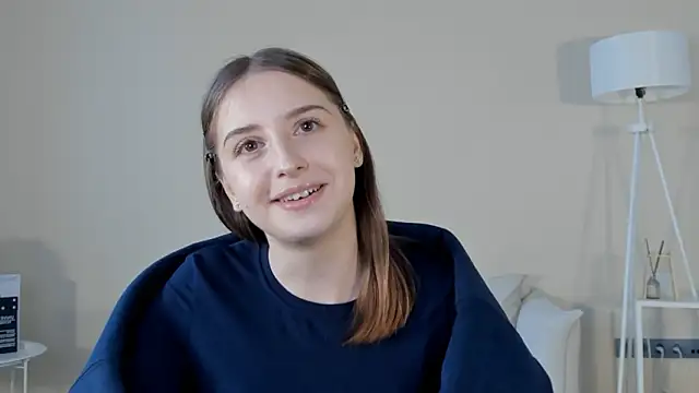 LeanneDinkle Adlı Modelin Canlı XXX Sohbeti