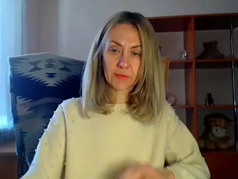 Tanya6547: онлайн-секс-чат