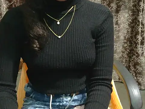 Adorable_Ayesha: онлайн-секс-чат