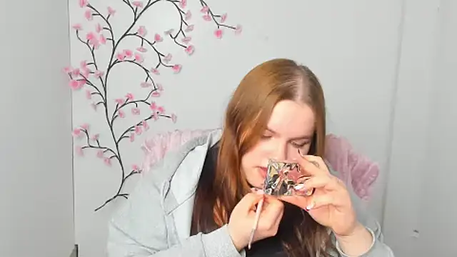 Kitty_Mia_Kitty: онлайн-секс-чат