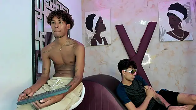 PRETTY_COCK1: απευθείας συνομιλία ΧΧΧ