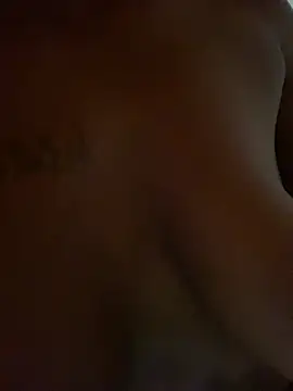 XXX chat uživo modela Dellah27