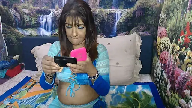 XXX chat uživo modela indianaqua