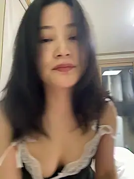 XXX chat uživo modela Vlinababy