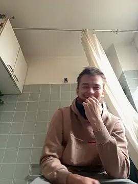 Toyjungee 即時 XXX 聊天