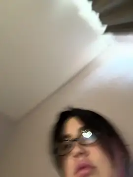 SwittieKendra 现场XXX聊天