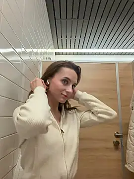 -AngelAri-: απευθείας συνομιλία ΧΧΧ