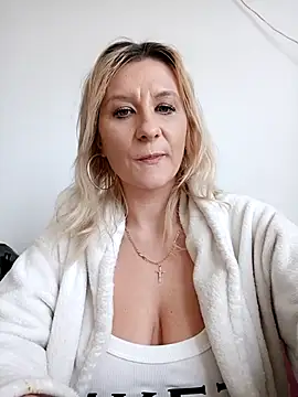 KaylinJan: απευθείας συνομιλία ΧΧΧ