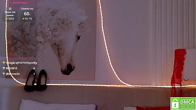 Emily_Simon Live XXX-Chat