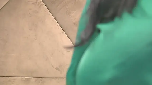 BustyMadison live XXX chat