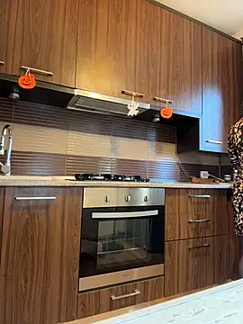 Hotmomcheckk_ Webcam show