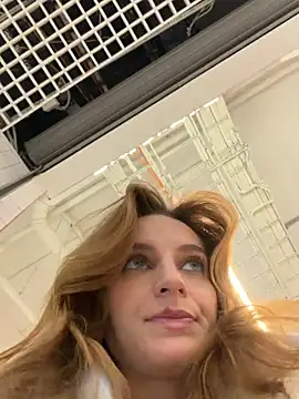 Chatroom XXX en direct de -AngelAri-