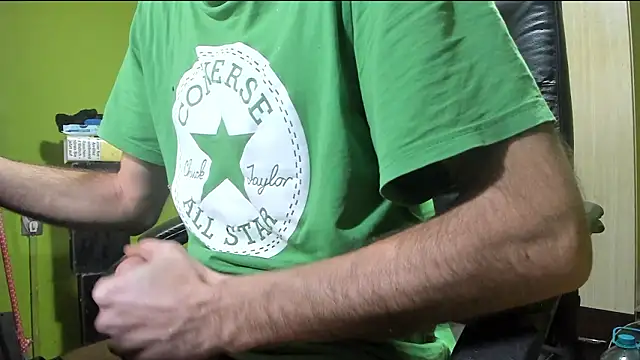 Chatroom XXX en direct de BigCumShoot