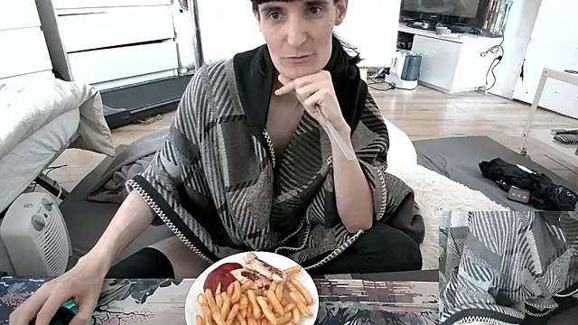 CeriseLapine Chat XXX live