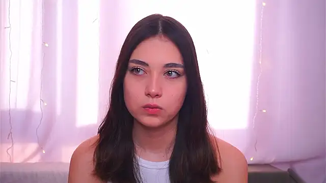 Chat +18 de ElyseMangina ao vivo