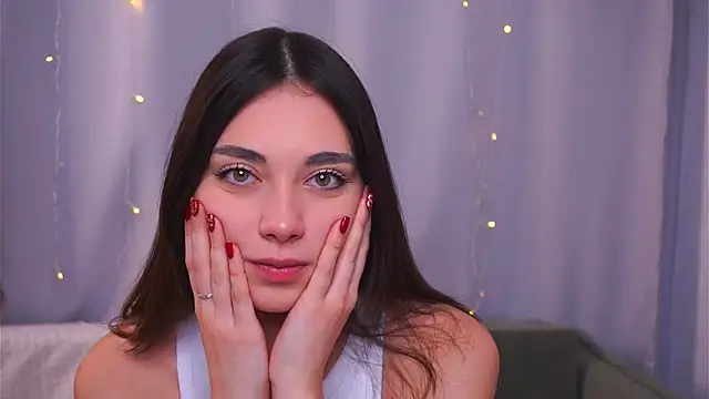 ElyseMangina Chat XXX live