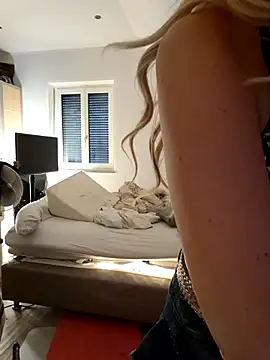 NaughtyCatgirl Live XXX-chat