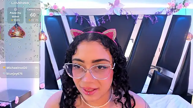 antonelllepiercee: απευθείας συνομιλία ΧΧΧ