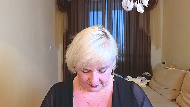 Chat XXX en directo de Milana_Milky