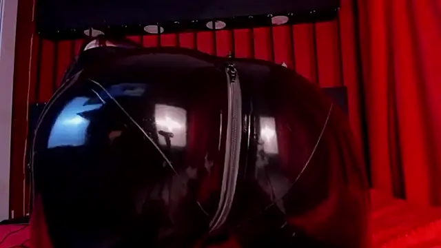 Moon_Dark520 在線直播表演