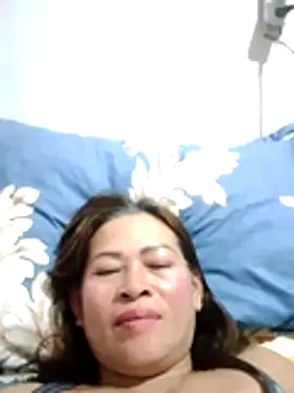 Pokazy przed kamerką – merr_ann123