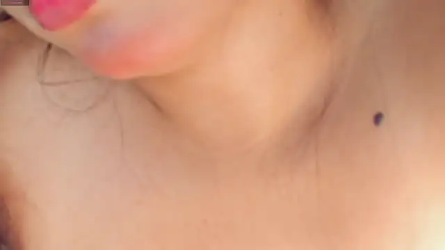 Miliaangeles: онлайн-секс-чат