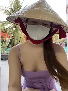 BabyThree_: онлайн-секс-чат