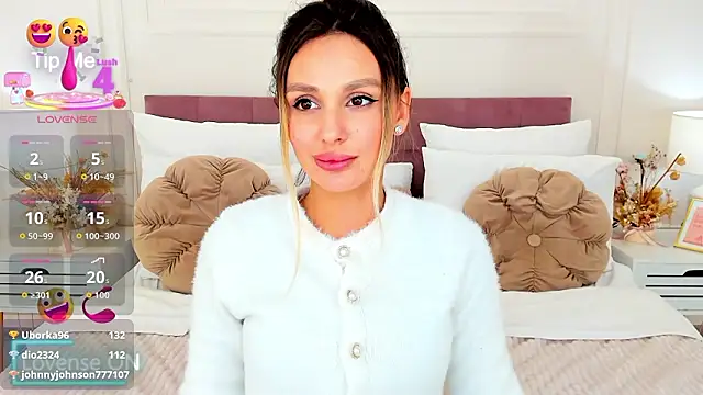 MissLoou: онлайн-секс-чат