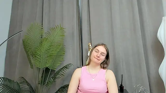 Chat XXX en directo de PhoebeTomerlin