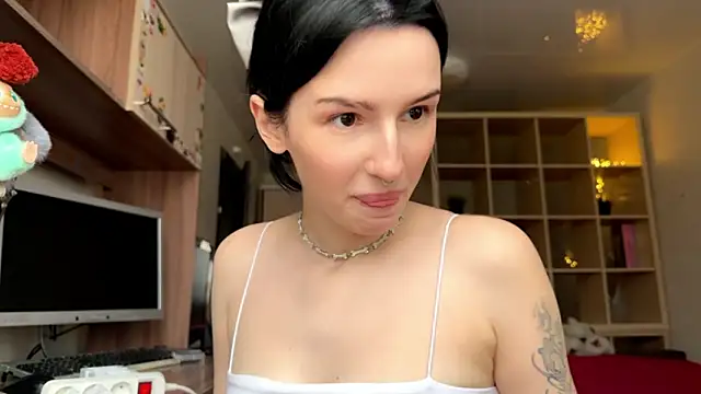 TashiShow: онлайн-секс-чат