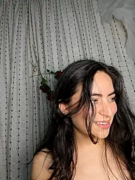 Вебкам-шоу saasha_Petit