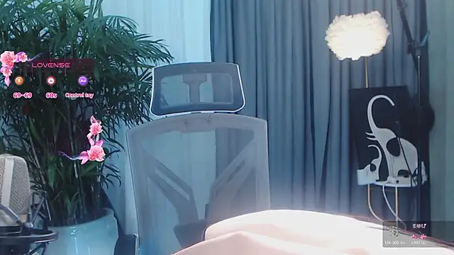 feifei-love 现场XXX聊天