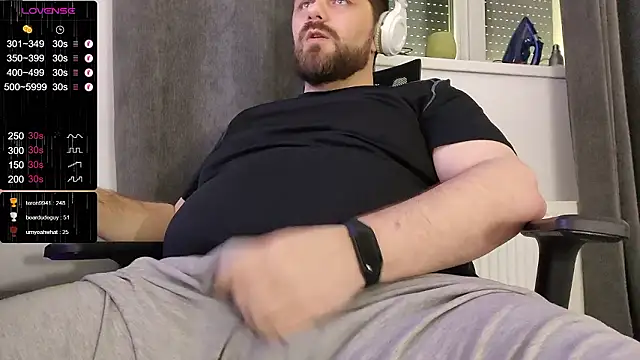 KingMarti Adlı Modelin Canlı XXX Sohbeti