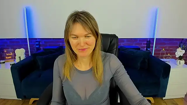 Anabell_xxx 现场XXX聊天