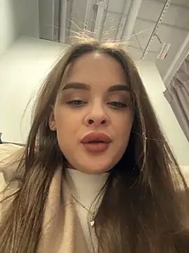 KristiRich: онлайн-секс-чат