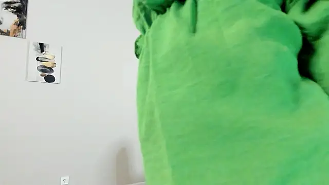 KeenaFigg élő XXX-chatje