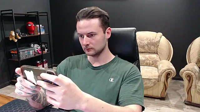 Chat +18 de MihasikD ao vivo