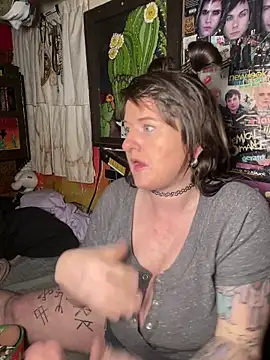 1-800-FUCKYOUn Live XXX chat