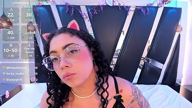 antonelllepiercee Live XXX Chat