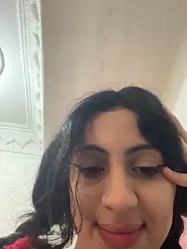 Nora_0 Adlı Modelin Canlı XXX Sohbeti