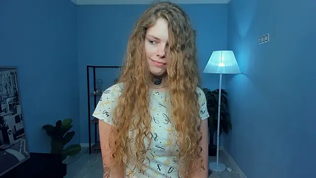 RayaNenlia's Live XXX Chat