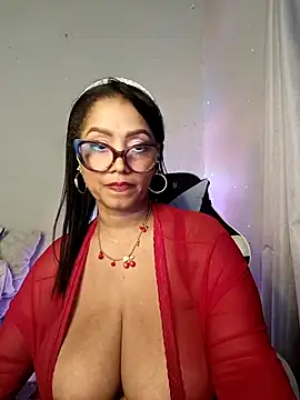 Chat XXX en directo de Yameil