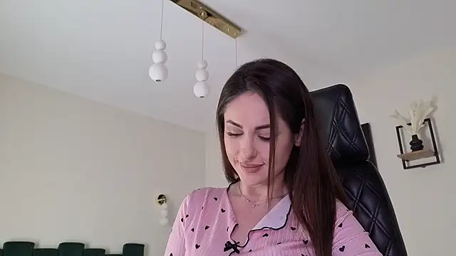 dorisdolll 在線直播表演