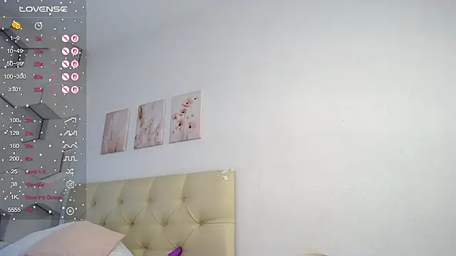 aliicemeow: απευθείας συνομιλία ΧΧΧ