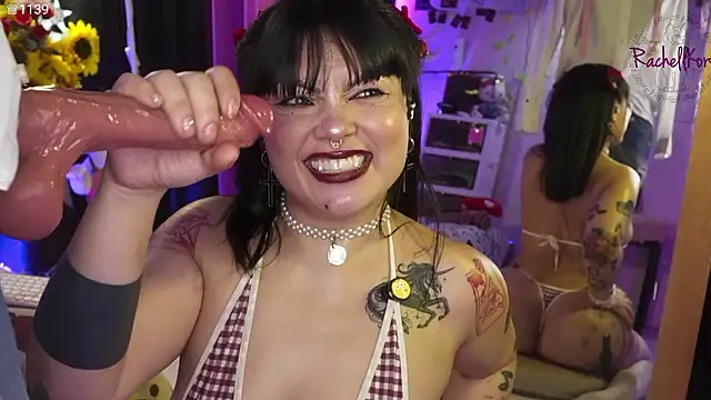 Rachellkors: онлайн-секс-чат