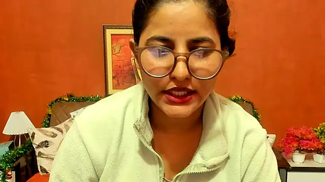 Jasmine_Jaey1 Show in webcam